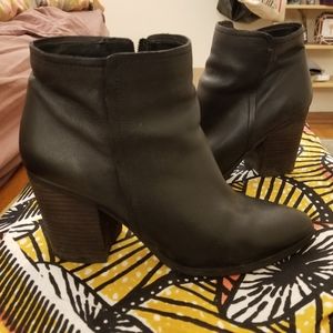 Steve Madden Sina Leather Boots